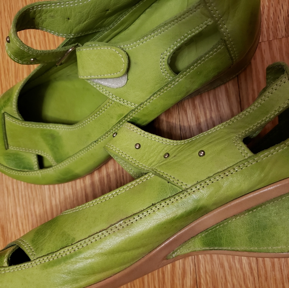 Women's shoes size 7.5